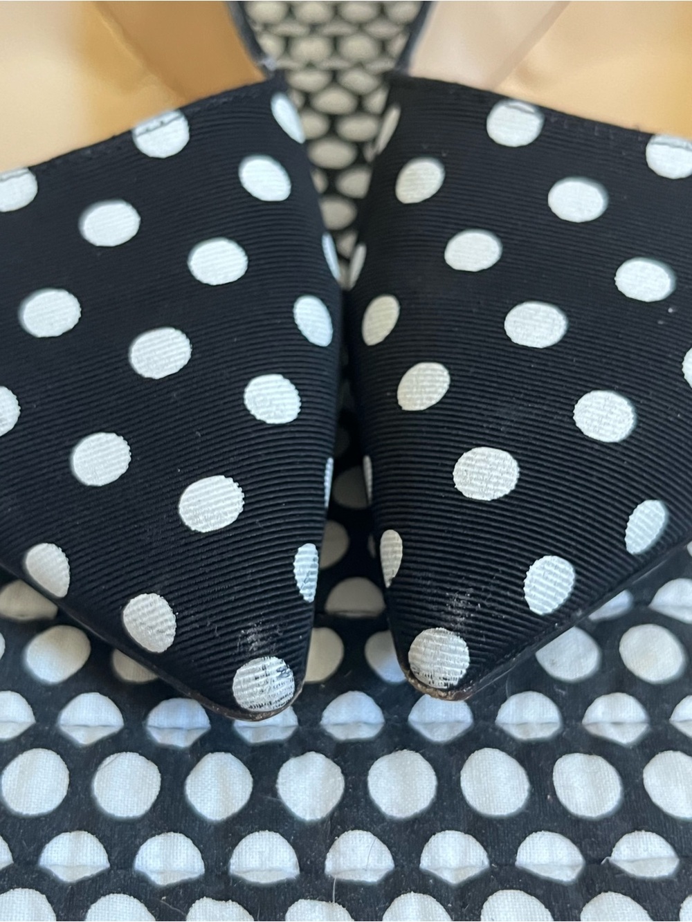 Oscar de la Renta Black and White Polka Dot Pointed Toe Stilettos - Picture 5 of 6